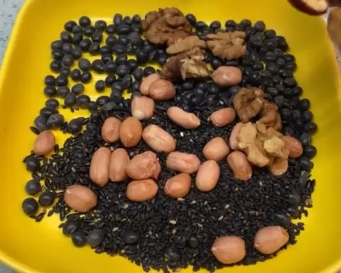 备孕吃炒黑豆_备孕黑豆什么时开始吃_黑豆吃法备孕