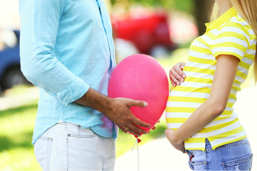 为什么怀孕妇女不建议拔智齿呢？如何避免孕期出现这种情况？