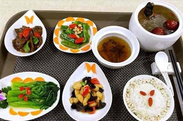 产妇月子餐30天食谱，月子餐30天食谱