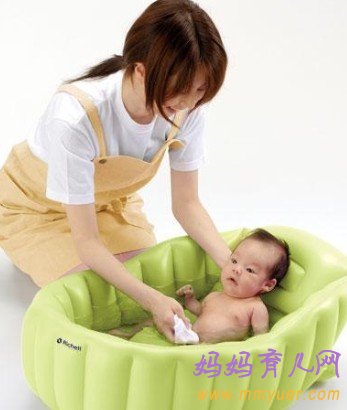 新生宝宝出黄疸 妈咪护理四步走