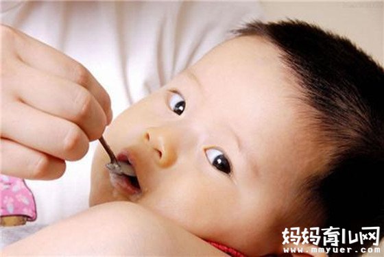 小孩发烧吃什么好的饮食三原则 第一个最重要！