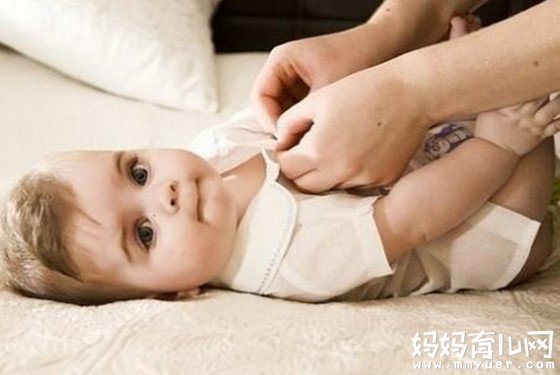 小孩发烧反复是怎么回事的原因 第一个常被麻麻忽略