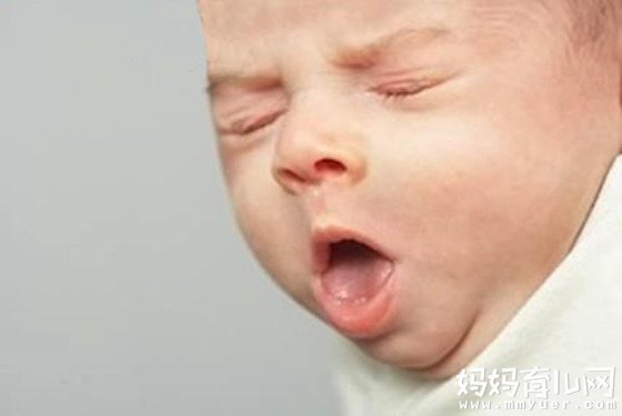 小孩发烧呕吐怎么回事的六大原由 疫苗只不过是祸首之一