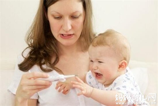 宝宝多少度算发烧的小常识 宝妈你再不知道就惭愧了！