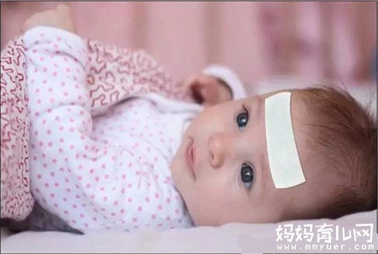 宝宝发烧还抽筋急死了！6个步骤解决宝宝发烧抽筋怎么办