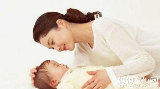 6个月宝宝发烧怎么办 38.5度以下这样做就可以了