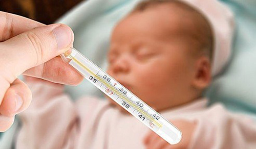 孩子发烧不要惊慌 父母要了解病理对症下药