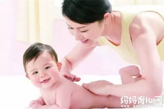 小儿呕吐推拿手法图解 专治腹胀暖气、不思进食等问题