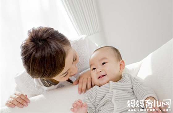 宝宝便秘很难过 大便很干很硬拉不出来这样做