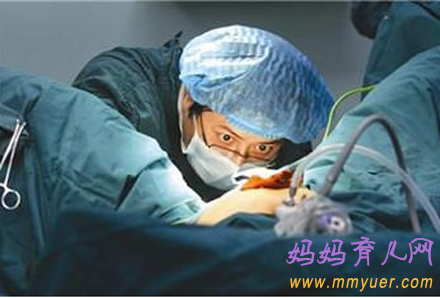 被男妇科医生接生的亲生体验