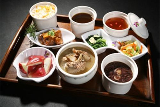 女人小月子前三天食谱精选 真的马虎不得哦！