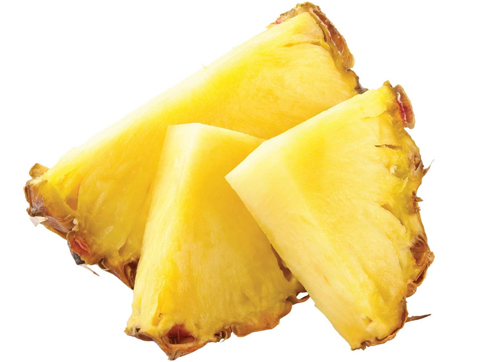 哺乳期最好不要过多食用菠萝 以免引起小儿过敏