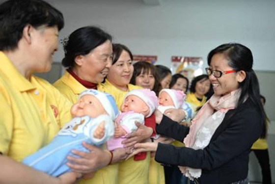 月嫂有必要请吗 看完网友的回答再做决定不迟