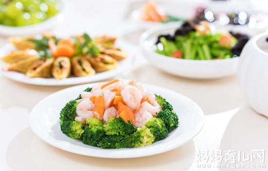 营养又下奶的月子餐30天食谱  让产后恢复事半功倍