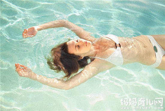 哺乳期可以游泳吗 做到这5点就放心游吧