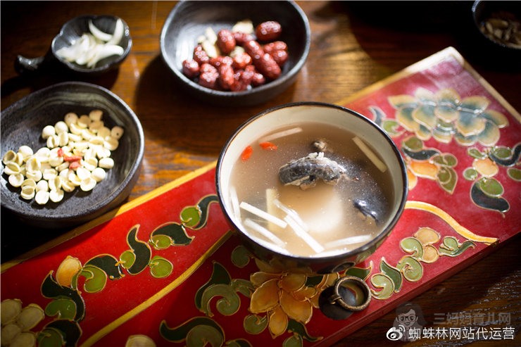 坐月子三周食谱 - 坐月子