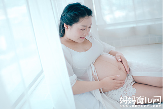 教你如何辨别怀男孩的孕妇肚子图（附图解）