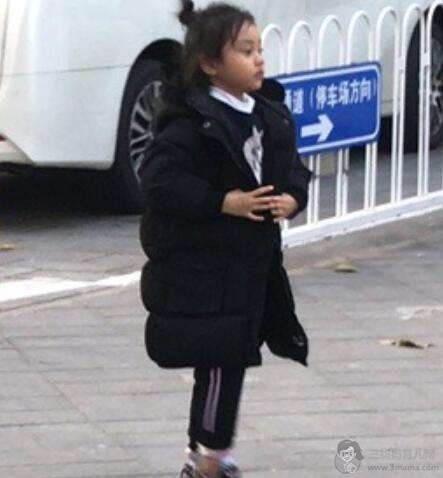 李小璐二胎女儿曝光