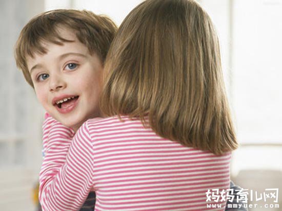 小学生早恋怎么办有妙招 10个家长9个都摇头说不知道