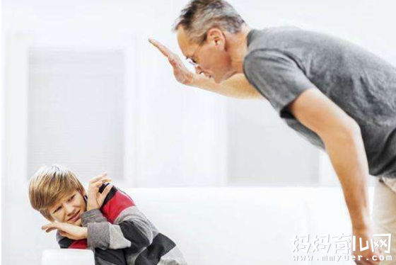 孩子究竟该不该打？所有人看完都泪流满面