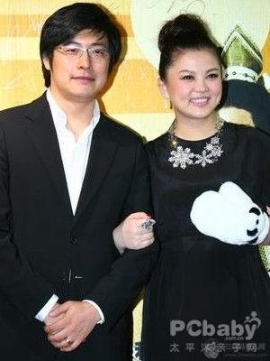李湘产后首次复出晒育儿经
