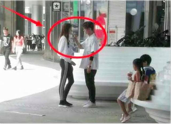 鹿晗关晓彤接吻照曝光 胖迪的粉丝都看不下去了