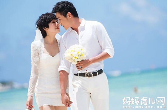 鲍蕾和陆毅的结婚照曝光 满屏的幸福感都要溢出来啦