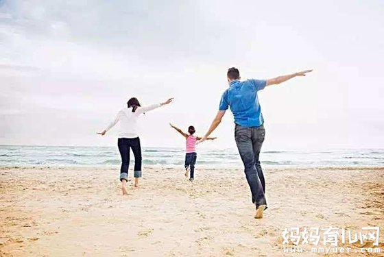 适合一家三口亲子照创意 为亲子生活添点乐趣