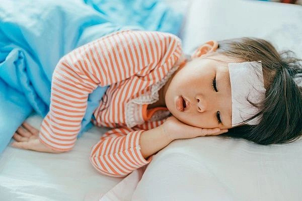 怀孕高烧39度一天宝宝生下来健康_宝宝高烧39度怎么办_怀孕高烧39度一天宝宝生下来健康