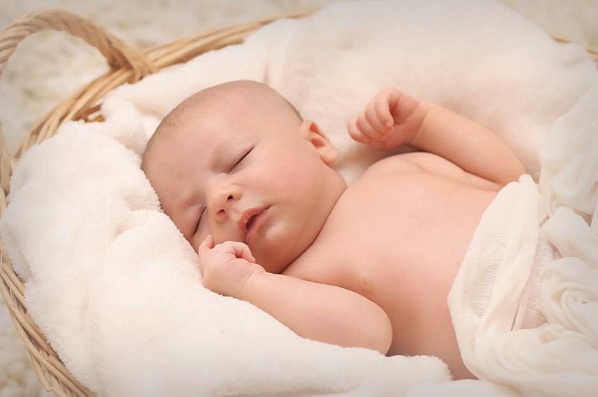 婴儿健康_福利院领养健康婴儿_在哪儿有孤儿院可抱养健康婴儿