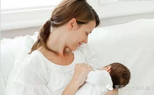 母乳喂养育婴专家提醒：最好的营养摄取方式！