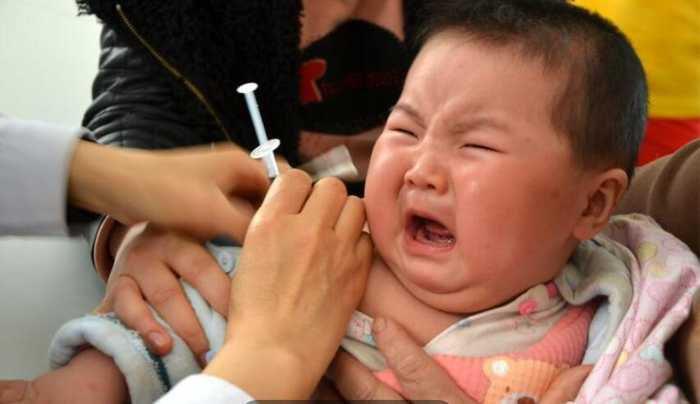 婴儿手心潮湿是健康吗_福利院领养健康婴儿_婴儿健康