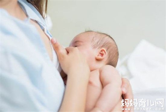 6招应对喂奶时乳头被咬破了怎么办 秒秒钟学会！