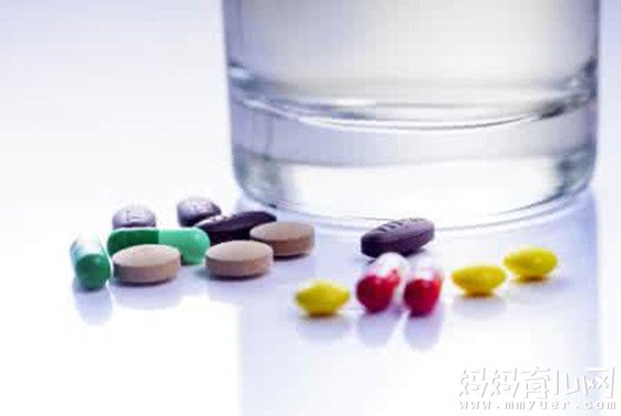 哺乳期妈妈用药需当心 哺乳期感冒了可以吃阿莫西林吗