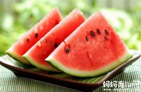 哺乳期可以吃西瓜吗 哺乳期吃西瓜宝宝会拉肚子吗