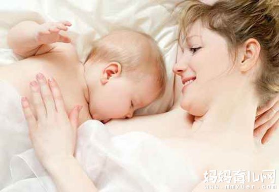 挤出来的母乳正确加热的方法 半数以上的妈妈都不知道