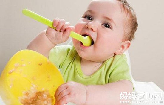 担心宝宝营养不够？揭秘三个月的宝宝能吃什么