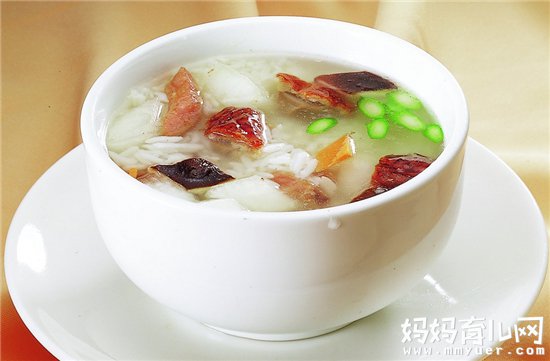 宝宝吃“汤泡饭”危害大 盘点帮助宝宝消化那些食谱