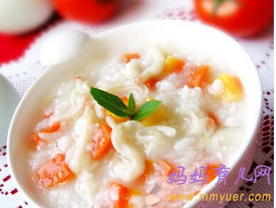 宝宝腹泻食谱：胡萝卜酸奶粥