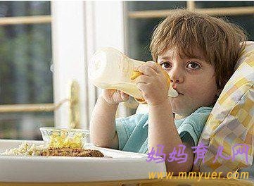 “补偿式”晚餐不利于孩子健康