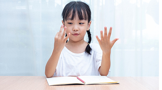 放学后妈妈这样安排，孩子竟然主动写作业！