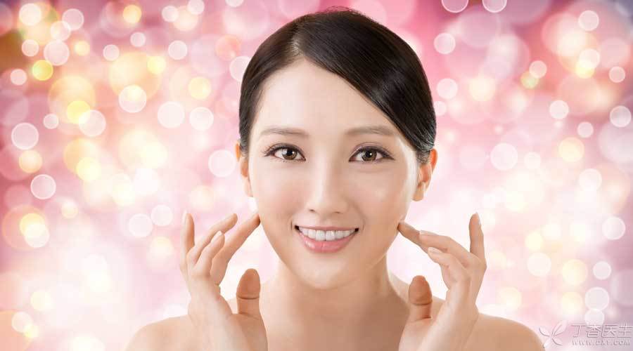 这些美白、抗皱护肤品会「上瘾」，可能毁掉你的皮肤