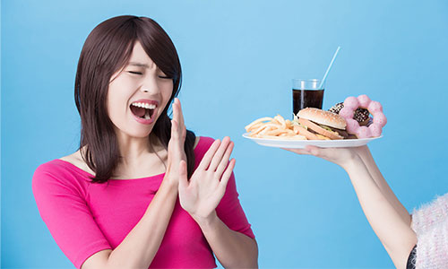 哺乳期到底哪些东西不能吃？一次性给你整明白