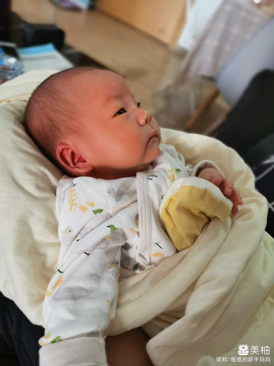 39周+2，顺产男宝3660g，分享生产过程和孕期症状。