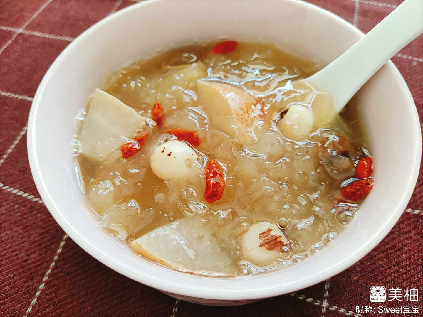没彩礼没房子结了婚，没婆婆帮忙孕期自己做饭