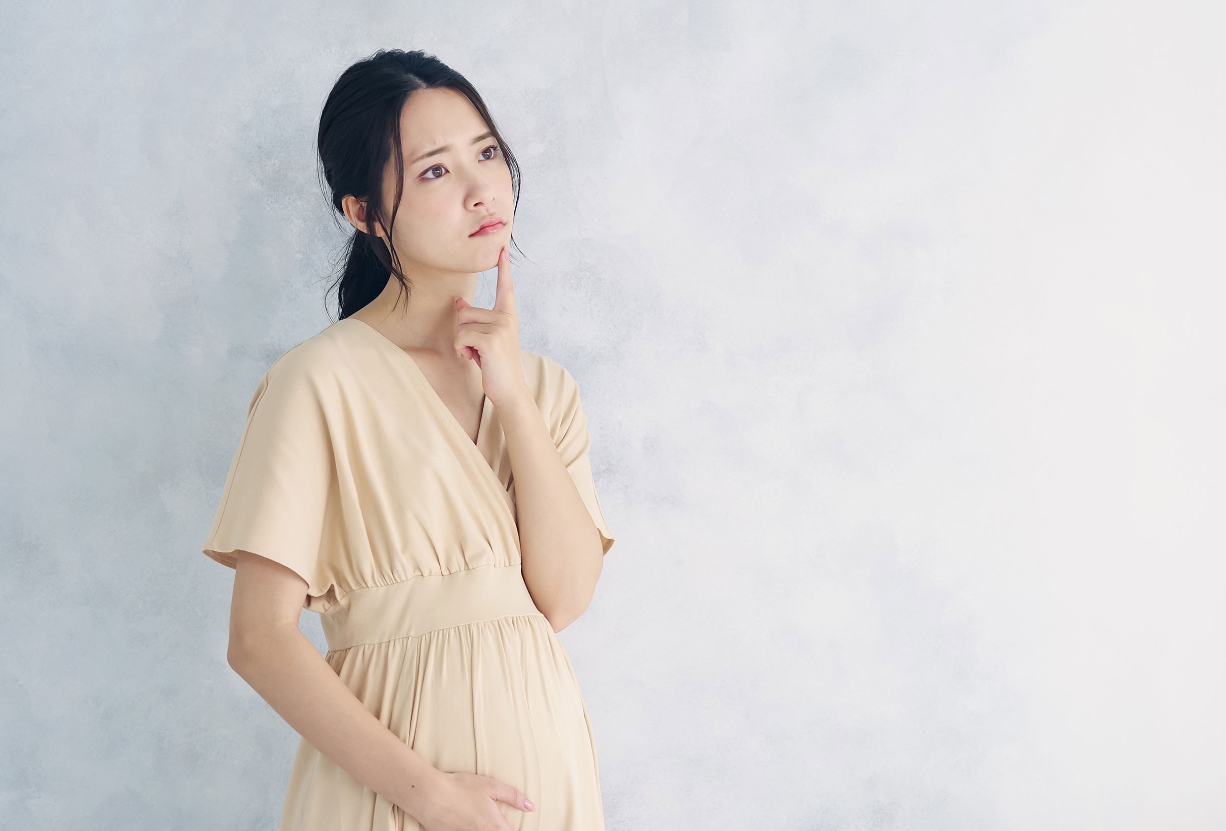 孕吐减轻或消失了，会是胎停现象吗？