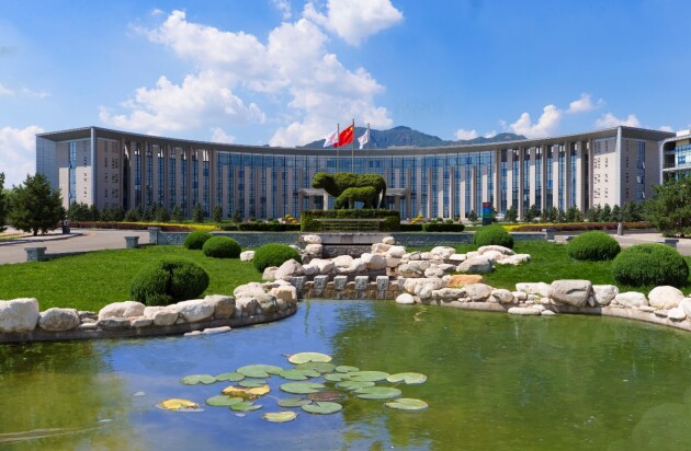 重夺市场，布局全球，国产奶粉棋局打开