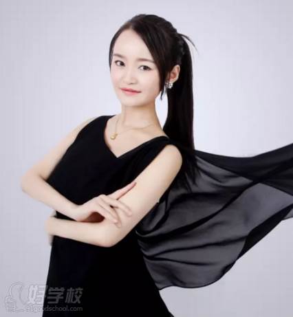 成晶晶瑜伽教练培训，孕后女人的必修课！